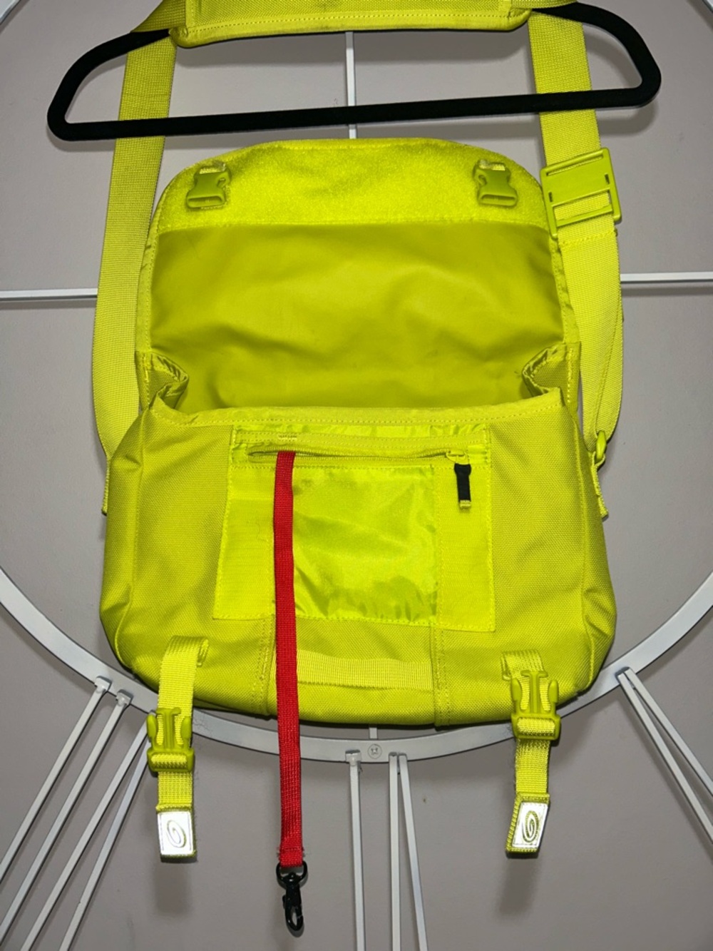 Timbuk2 High-Visibility Yellow Messenger Bag -Unicolor Line in Sulphur Colorway - Picture 11 of 12